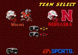 College Football USA 96 online game screenshot 3